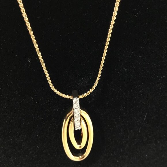 Nina Ricci 22Kt Gold Plated Necklace with Swarovski Crystals 22"-24" Length NWT - Picture 1 of 3